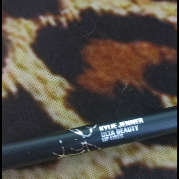 Kylie Lip Kit in Ulta - Picture 5 of 11